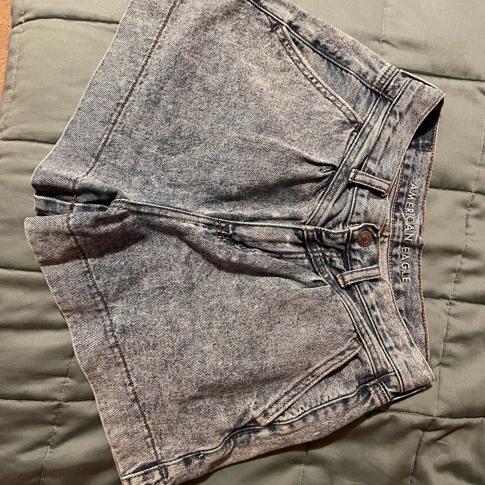 American Eagle Mom shorts, Size 2